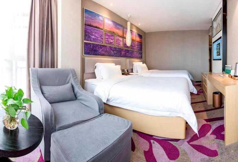 Lavande Hotel Nanchang West Railway Station Xinjian Branch