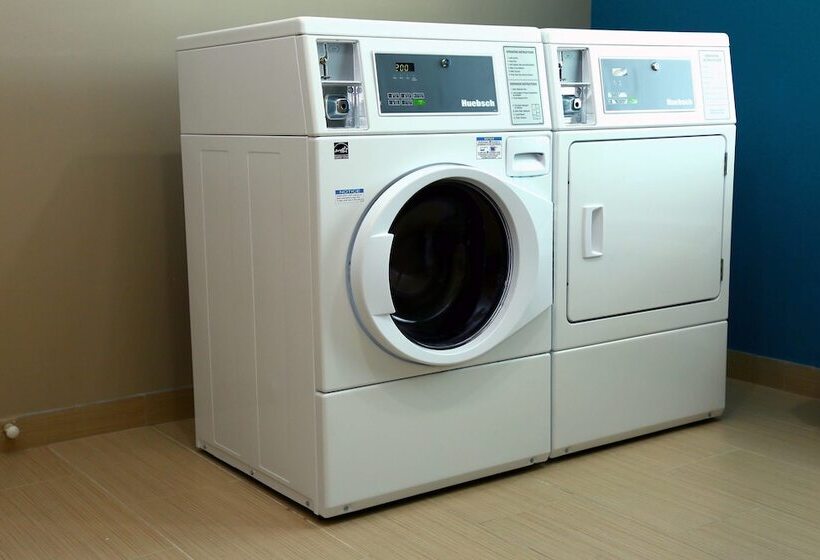 בית מלון כפרי Americas Best Value Inn & Suites Prairieville