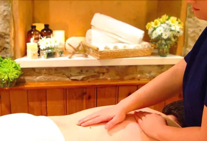 فندق Benmiller Inn & Spa