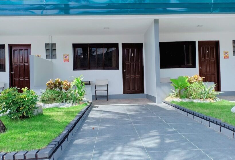 هتل Cave Beach Resort Boutique Luxury Accomodation