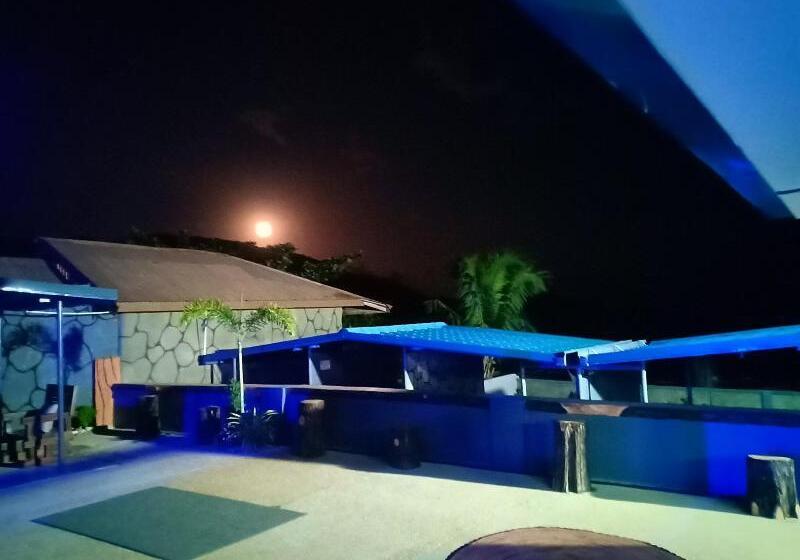 هتل Cave Beach Resort Boutique Luxury Accomodation