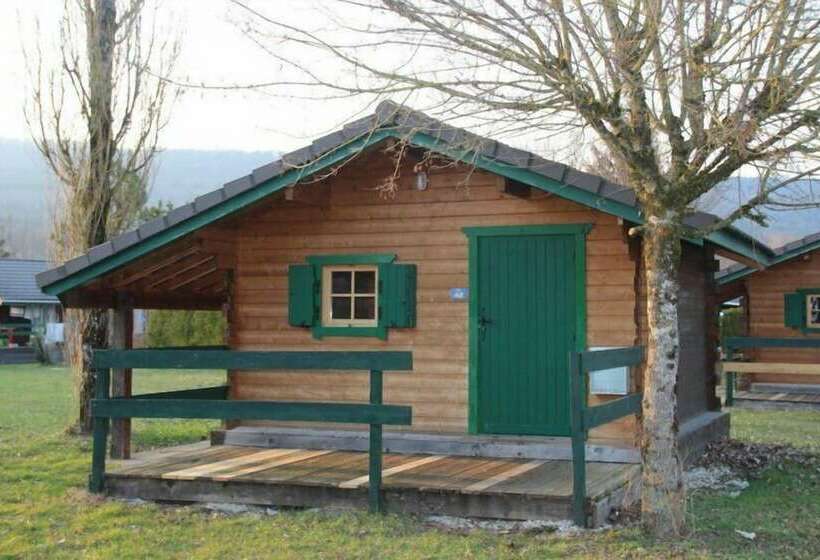 Отель Chalets Etape Du Camping Le Bivouac