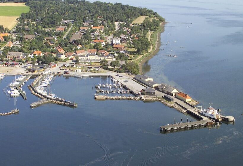 호텔 Feriecentret østersø Færgegård