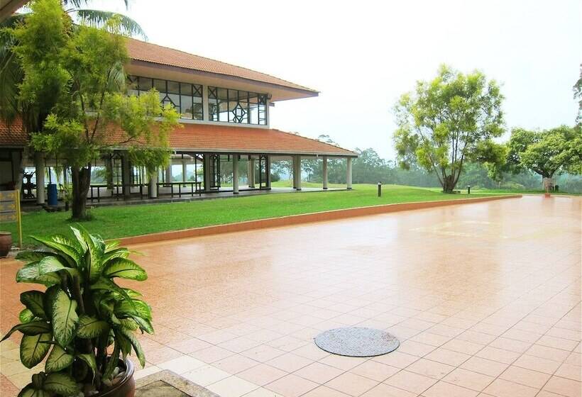 בית מלון כפרי Gemas Golf Resort