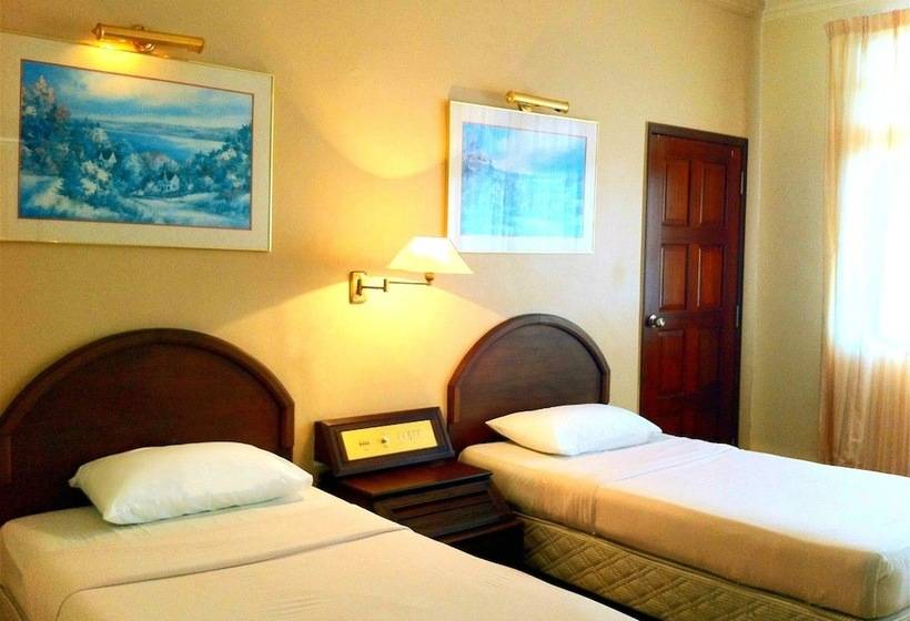 בית מלון כפרי Gemas Golf Resort