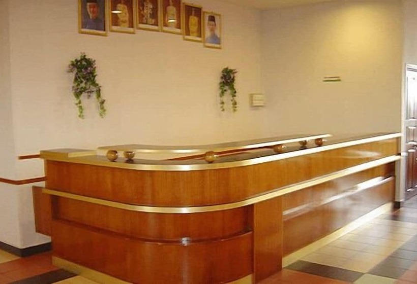 בית מלון כפרי Gemas Golf Resort