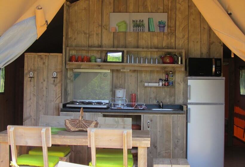 ホテル Le Clos De Saires Lodges