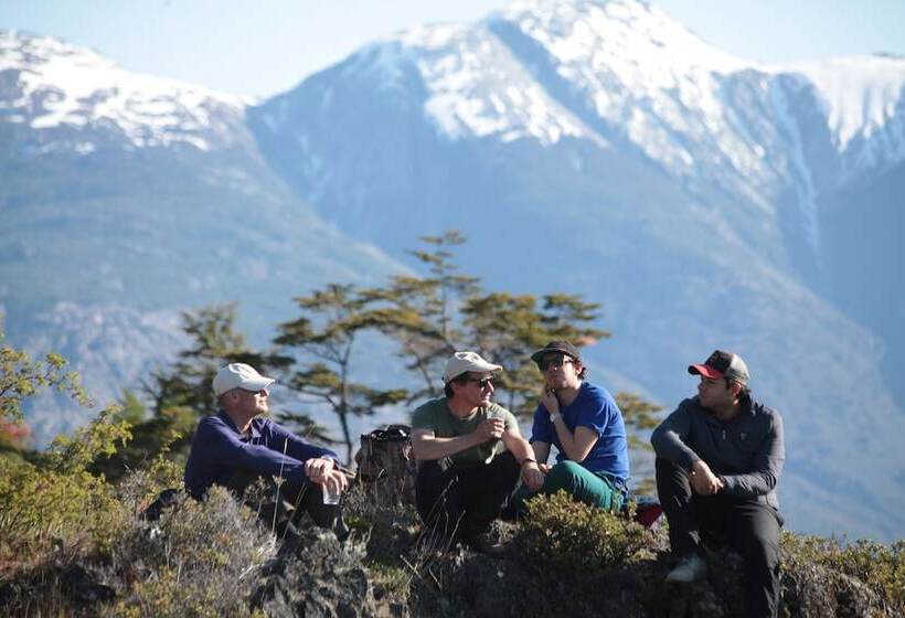 Отель Parador Austral Lodge