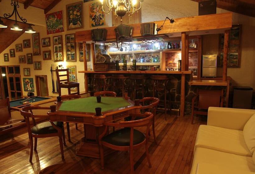 Отель Parador Austral Lodge