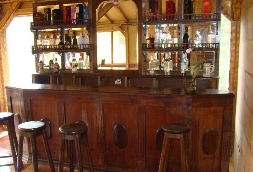 Отель Parador Austral Lodge