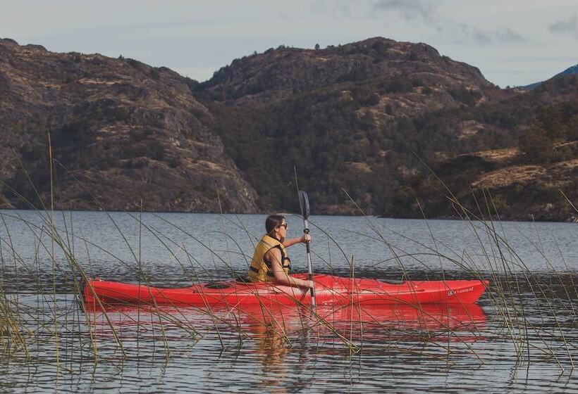 Отель Parador Austral Lodge