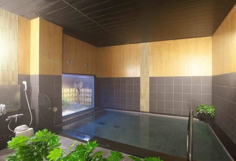 Отель Route Inn Sabae Kokudou 8gou