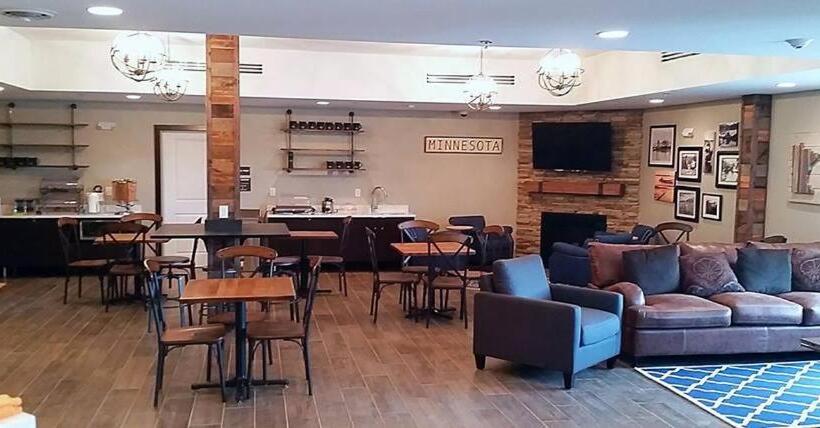 酒店 Lakes Inn At Dunvilla