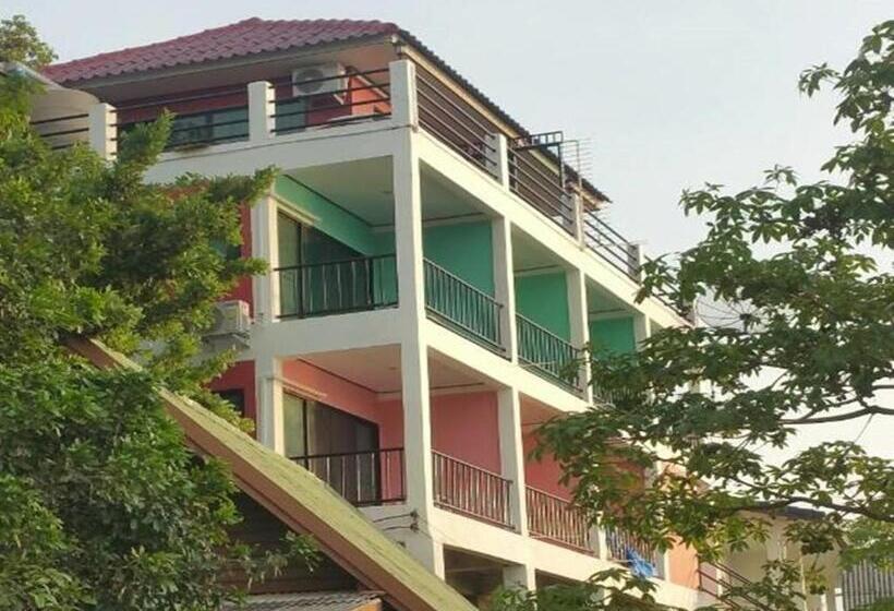 Отель Ocean View Resort Koh Sichang