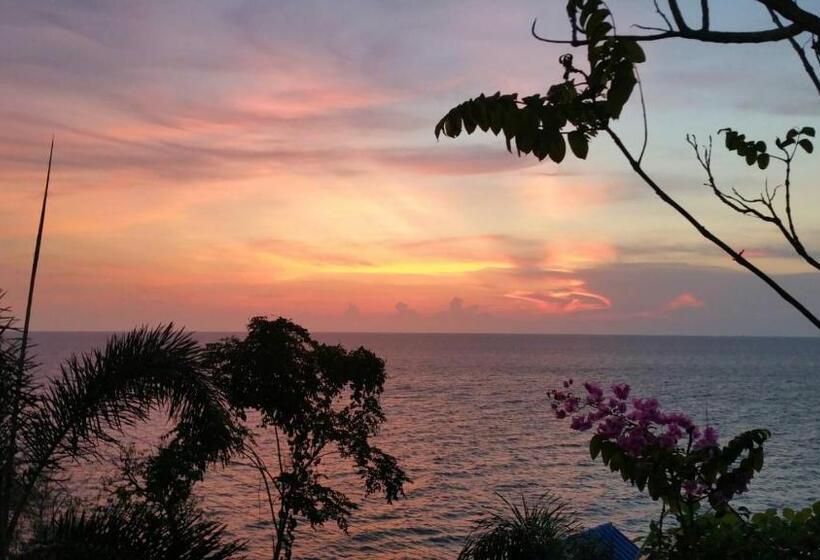Отель Ocean View Resort Koh Sichang