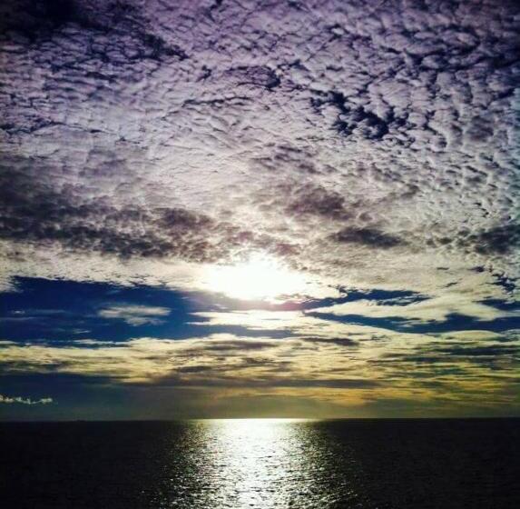 Отель Ocean View Resort Koh Sichang