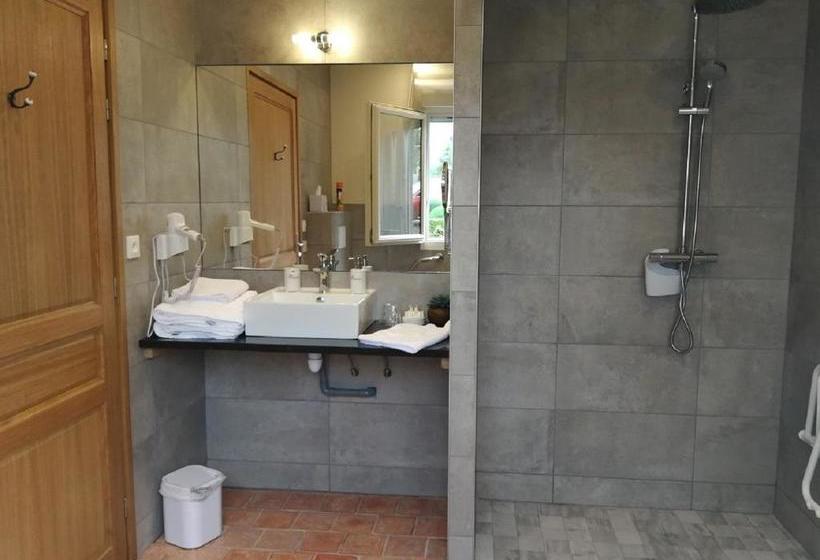 פנסיון Auberge Du Vieux Tour Le Manoir