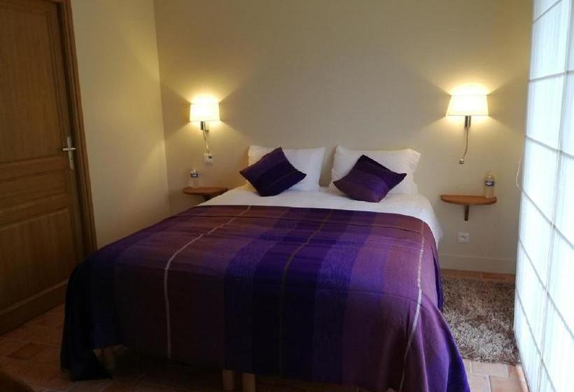 פנסיון Auberge Du Vieux Tour Le Manoir