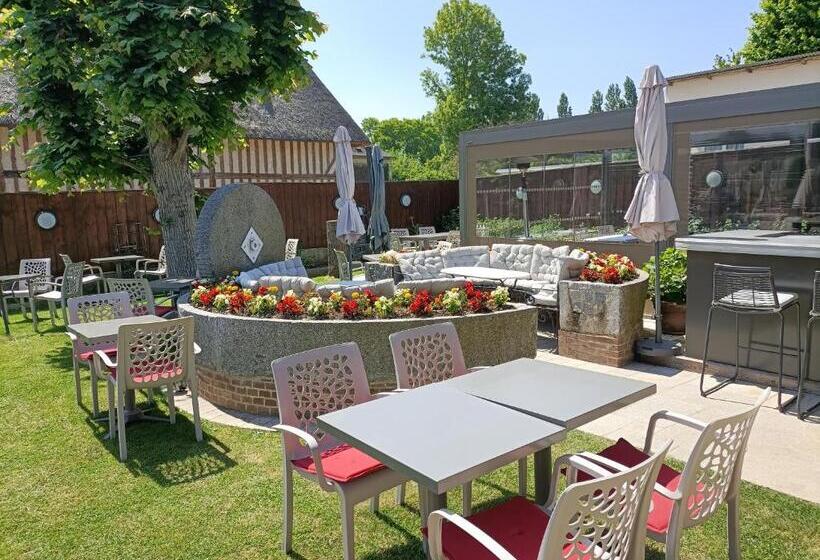 פנסיון Auberge Du Vieux Tour Le Manoir