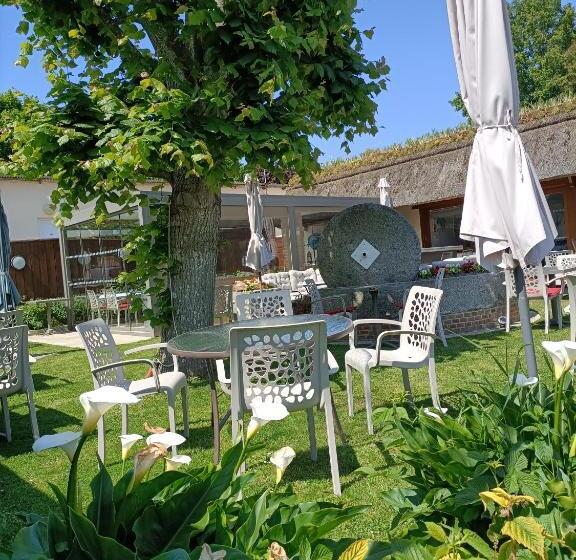 펜션 Auberge Du Vieux Tour Le Manoir