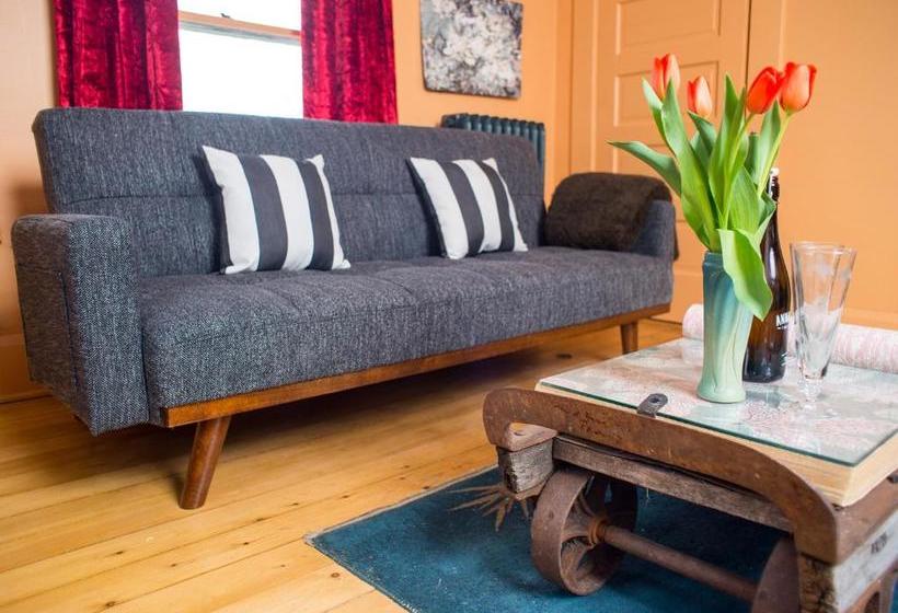 مبيت وإفطار Locust & Starr Inn