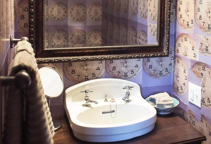 مبيت وإفطار Locust & Starr Inn