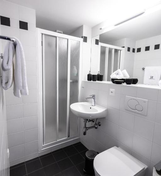 住宿加早餐  Villa Muralto Rooms & Garden