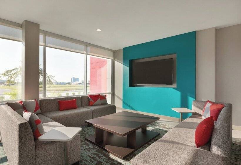 Avid Hotels   Nashville Airport, An Ihg