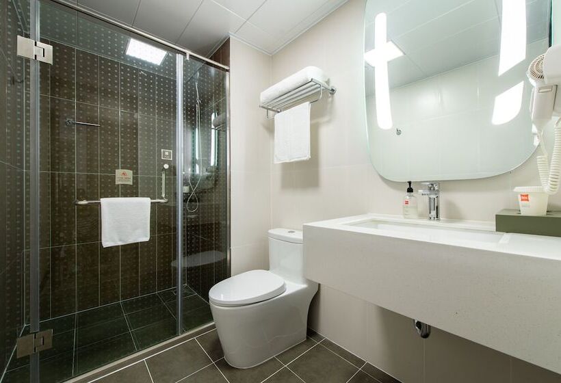 호텔 Ibis Dalian Xinghai Park