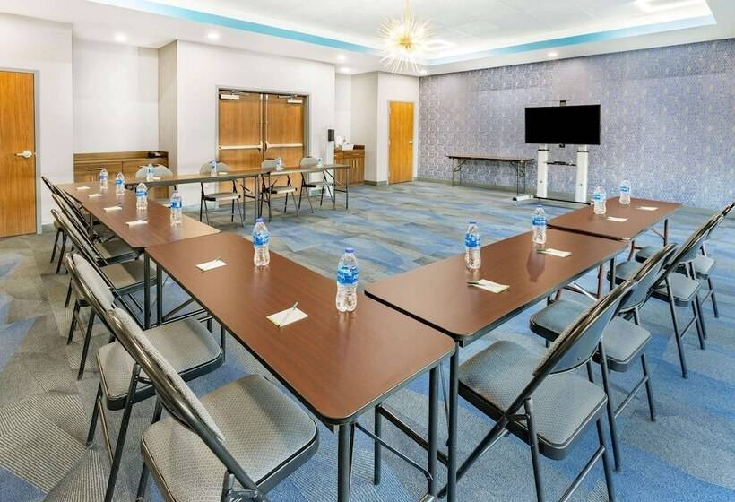 בית מלון כפרי La Quinta Inn & Suites By Wyndham Fort Stockton Northeast