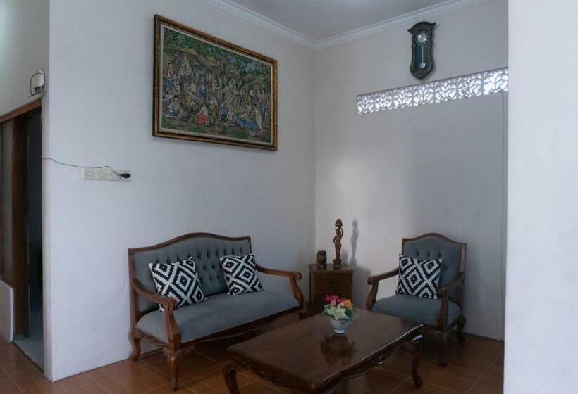 酒店 Oyo 3227 Kost Putri Harmony