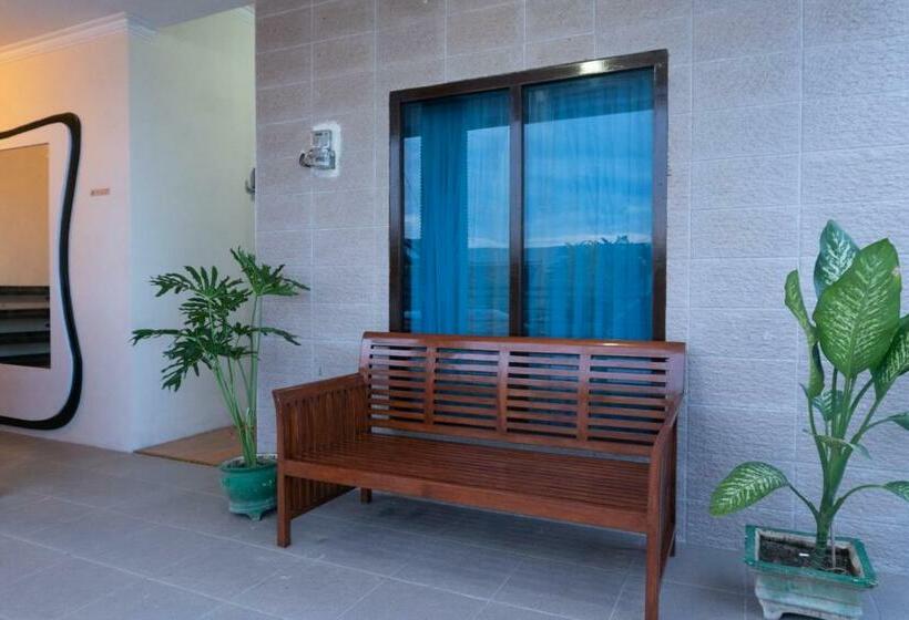 酒店 Oyo 3227 Kost Putri Harmony