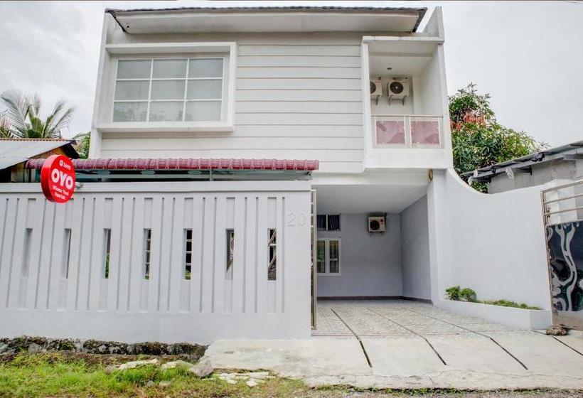 호텔 Oyo 3690 Wisma Yani Syariah