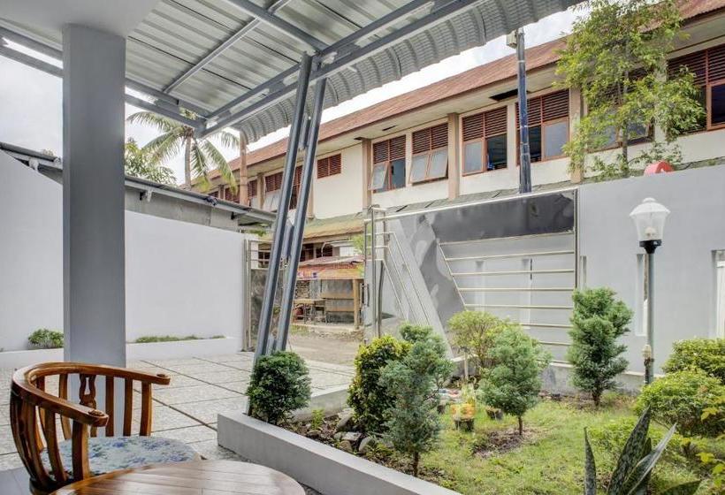 호텔 Oyo 3690 Wisma Yani Syariah