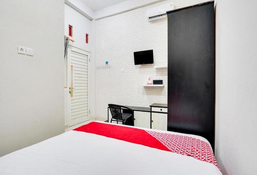 Отель Oyo 3705 Orchid Family Residence