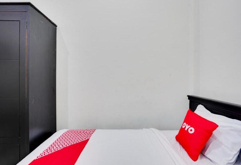 בית מלון כפרי Oyo 3705 Orchid Family Residence