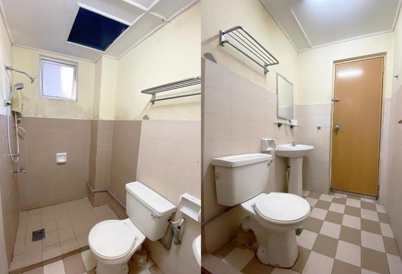 فندق Oyo 90061 Kuhara Court Apartment Suite