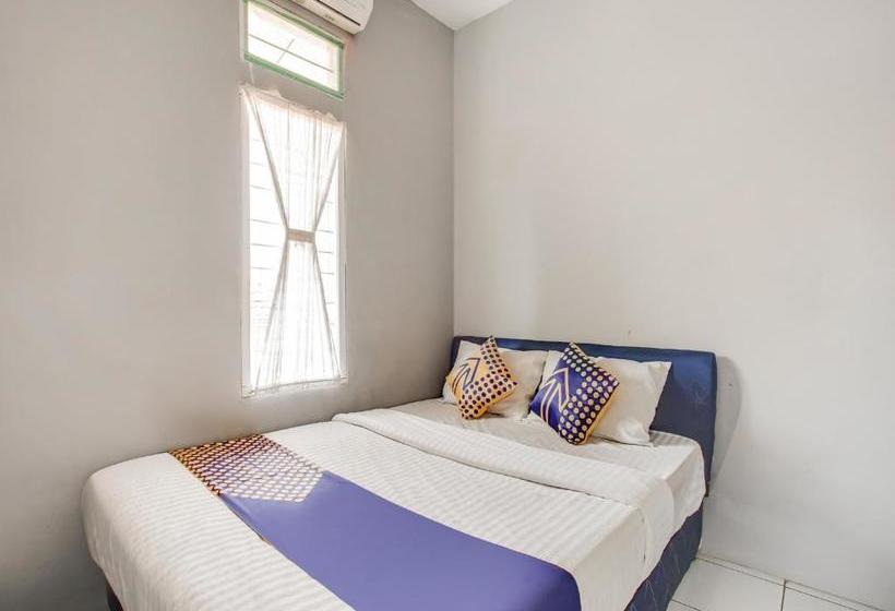 ホテル Spot On 3708 Rancabali Homestay