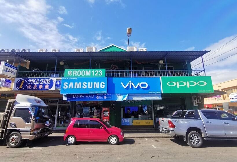 בית מלון כפרי Spot On 90084 Room 123