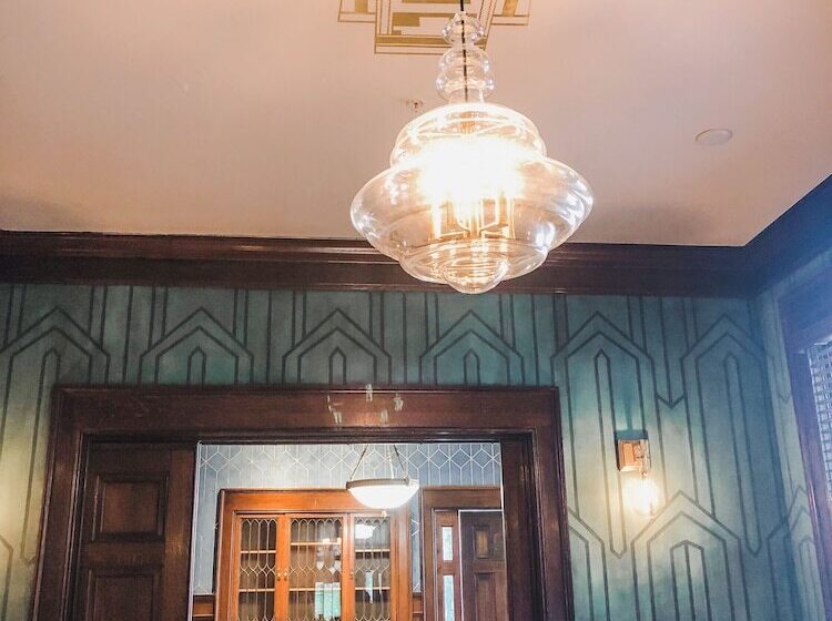 هتل The Dubbel Dutch