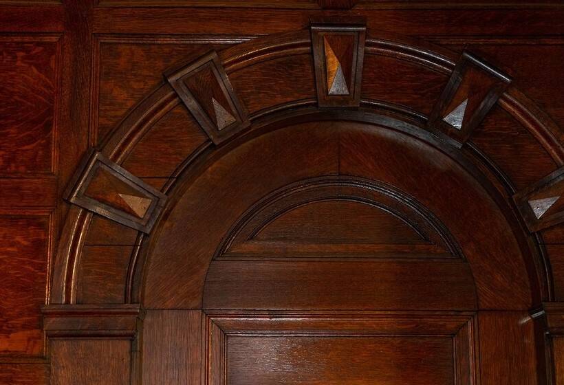 هتل The Dubbel Dutch