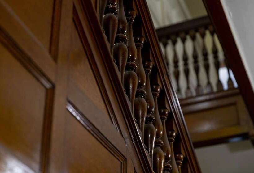 هتل The Dubbel Dutch