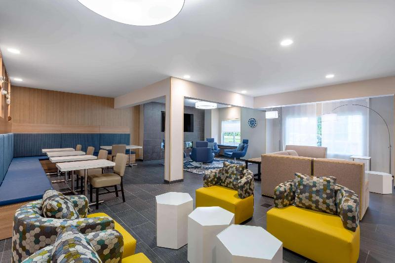 Microtel Inn & Suites By Wyndham Amsterdam
