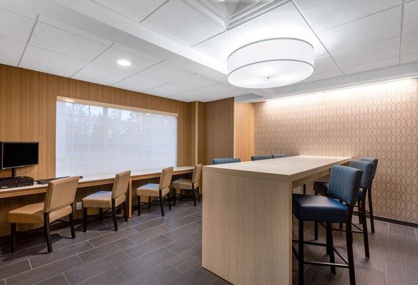 Microtel Inn & Suites By Wyndham Amsterdam