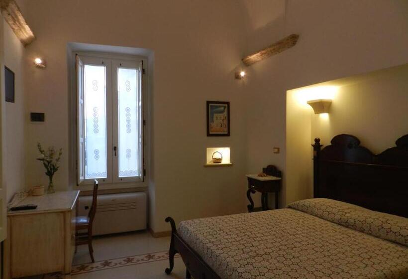 פנסיון Santa Lucia Dimora