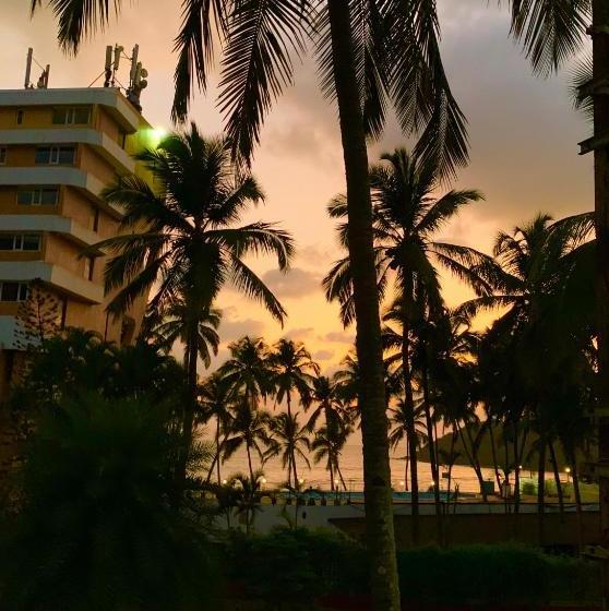 ペンション Sun Kissed Holidays Dabolim Goa Gold