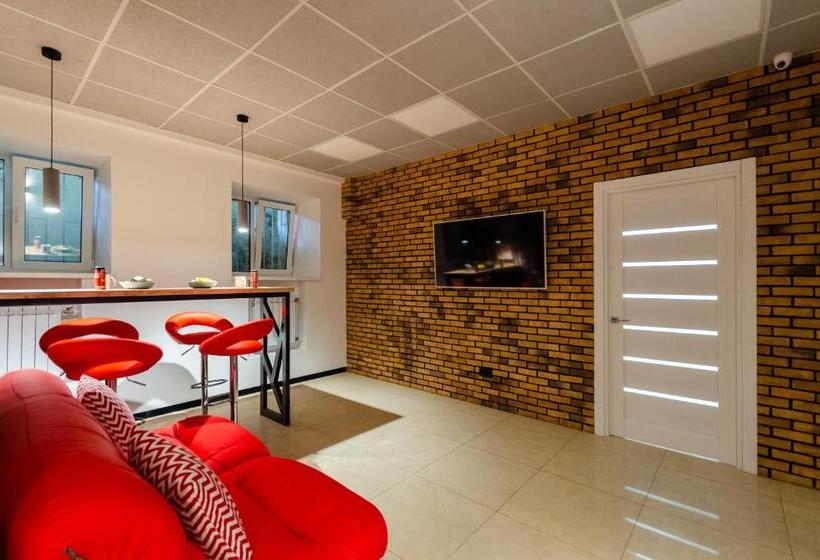 Underground Hostel