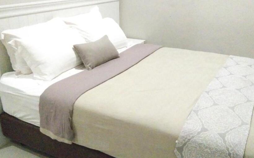 הוסטל Mooi House By Ziri