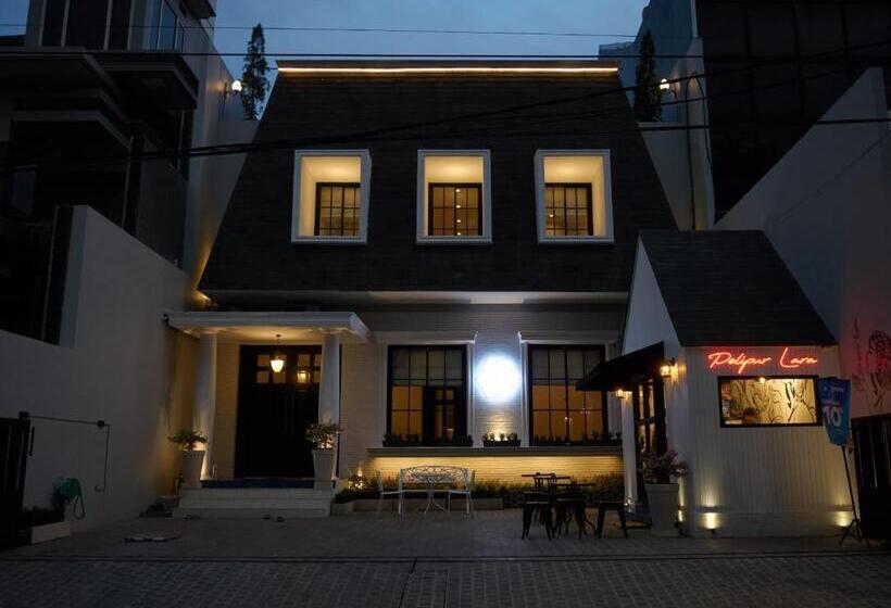 هاستل Mooi House By Ziri