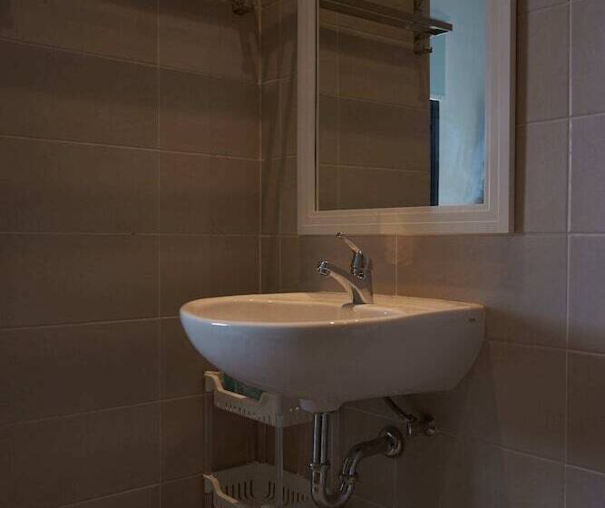 הוסטל Mooi House By Ziri